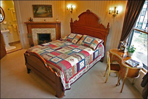 Lamplighter Bed and Breakfast Lamplighter Bed and Breakfast